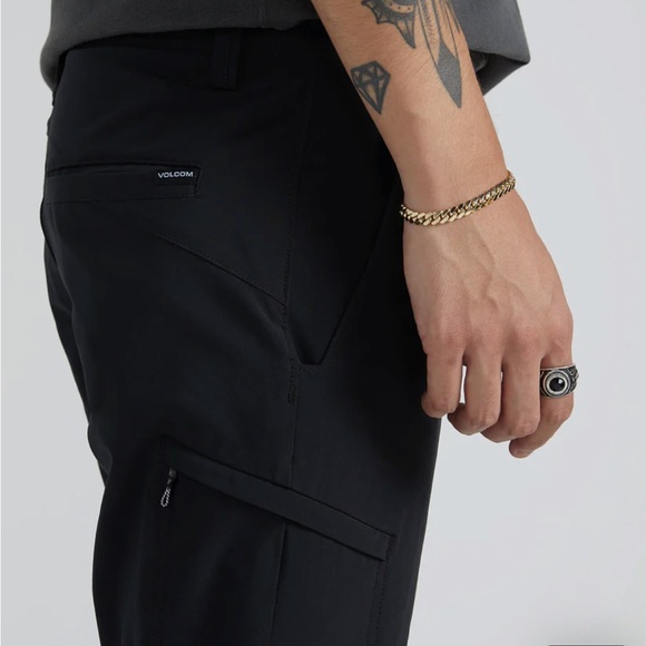 Volcom Range Stretch Pants - Black Size 34 - Picture 2 of 10